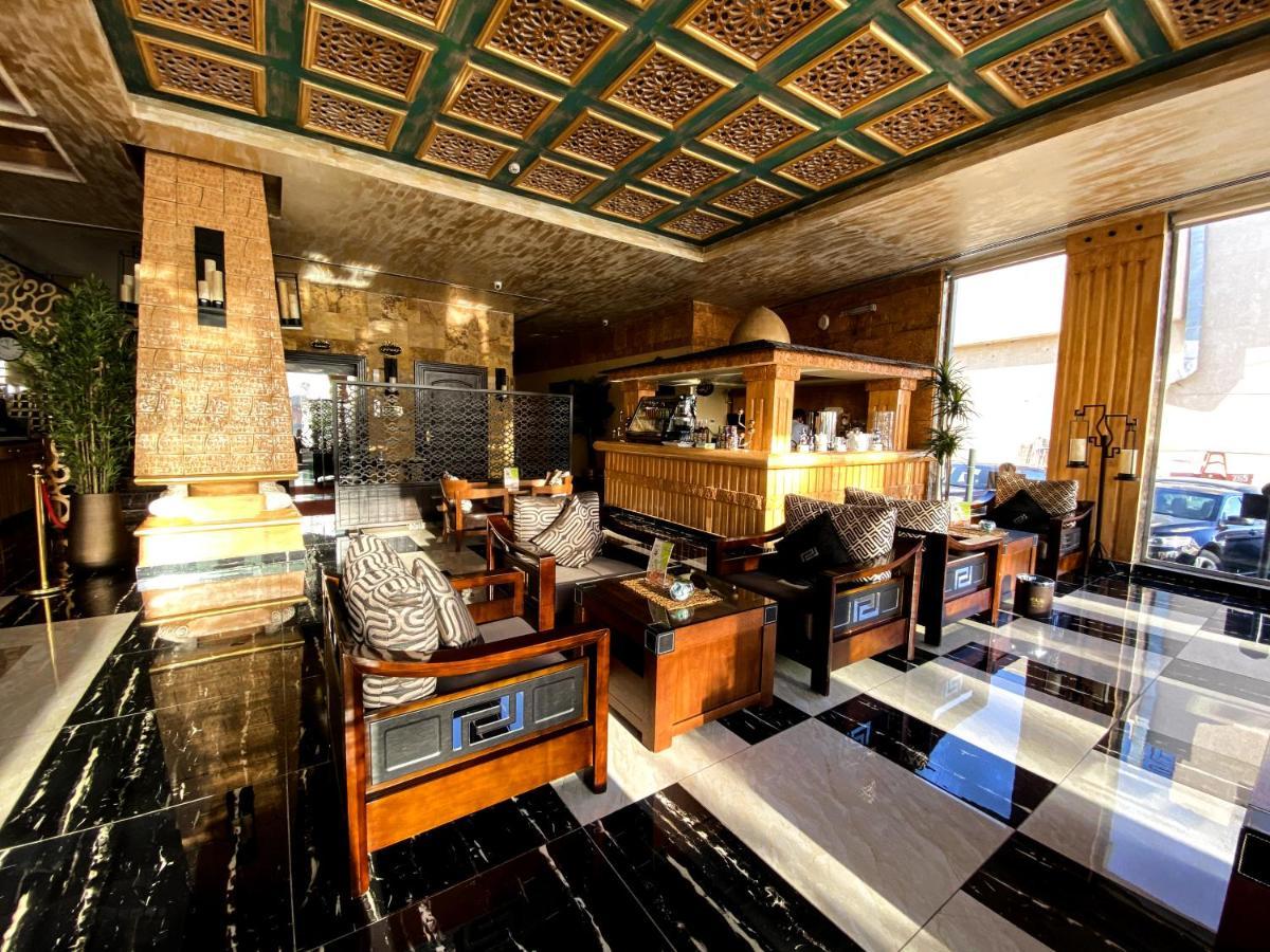 Hotel Arto 3*